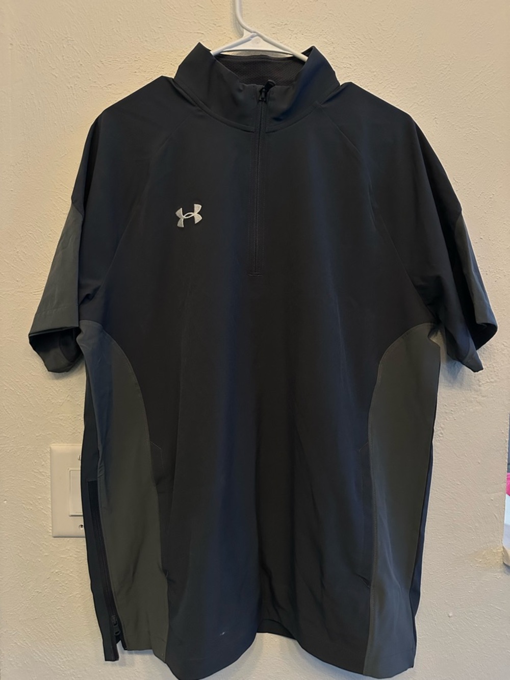 Under Armour Dark Gray Short-Sleeve Quarter-Zip Top